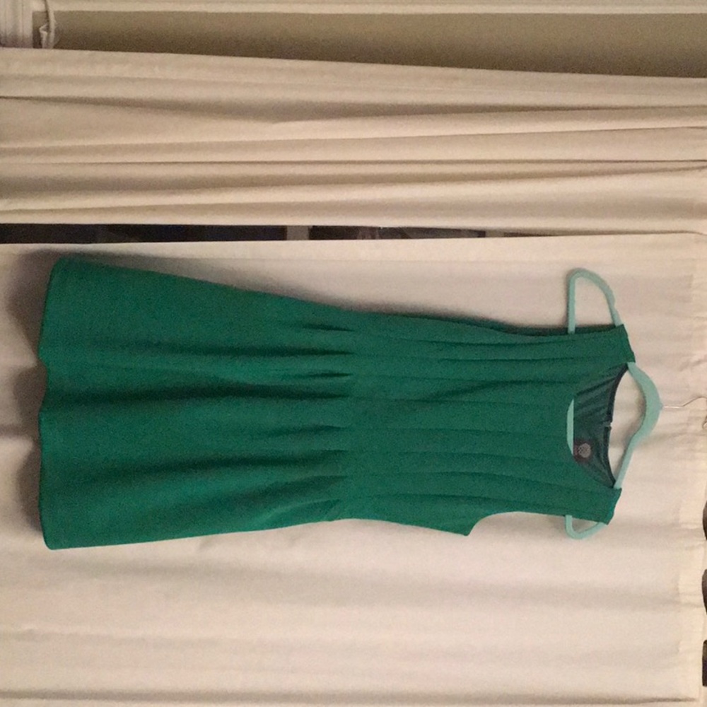 Vince Camuto Green Scuba dress